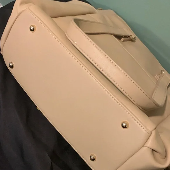 Sand Carina White Elm Tote Bag- NWT with long strap, dust bag! - Picture 6 of 8